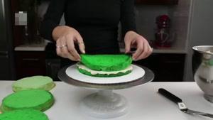 آموزش های مختلف برای تزئین کیک