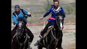  قزاقستان کشور رقص  و ترانه های فولکلور و اسب سواری - بوکینگ پرشیا