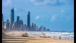  ساحل طلایی در کویینزلند استرالیا نماد شکوه و زیبایی شهرسازی