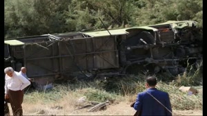 سقوط اتوبوس به دره در جاده فیروزکوه