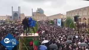 عزاداران سردار قاسم سلیمانی در میدان امام اصفهان 
