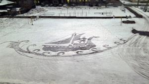 هنرنمایی با ردپا در برف