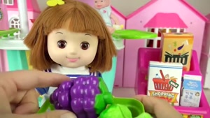 عروسک بازی این داستان فروشگاه نوشیدنی کودک