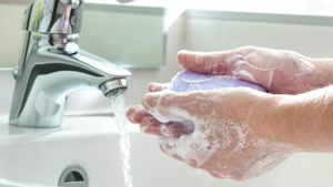 درمان های خانگی و طبیعی برای رفع خشکی پوست دست ها 