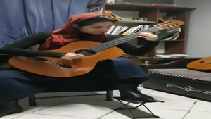 آموزش گیتار در کرج - آموزشگاه موسیقی ملودی