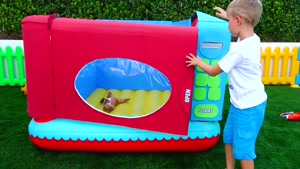 ولاد و نیکیتا این داستان اسباب بازی مایکرویو