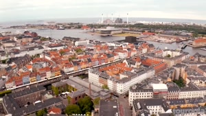 معرفی 10 شهر رنگارنگ جهان در یک ویدیو