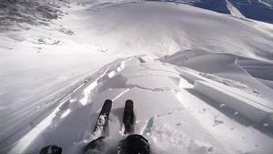 کلیپ هیجان انگیز اسکی در کوهستان