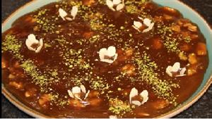 طرز تهیه حلوا مسقطی با گردو ویژه افطار