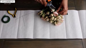 آموزش ساخت دسته گل عروس با گل مصنوعی