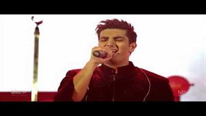اجرای زنده موزیک نگرانتم از فرزاد فرزین در کنسرت
