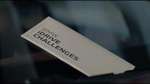 چالش رانندگی با  BMW - iDrive