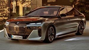 BMW 7 SERIES 2023 - نمای داخلی خارجی و رانندگی