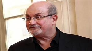 فیلم لحظه حمله به سلمان رشدی در آمریکا