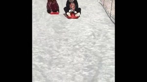 کلیپ برف بازی مسی و همسرش