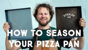 چگونه تابه پیتزا خود را مزه دار کنیم