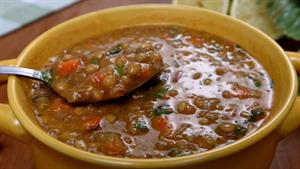 طرز تهیه سوپ عدس که آسان، خوشمزه و سالم است!