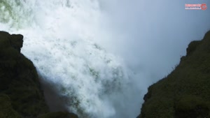 ایسلند جزیره ی آبشار و آتشفشان