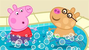کارتون پپا پینگ - خوک پپا در پارک آبی شنا می کند