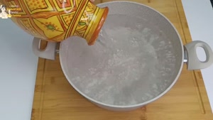پاک کردن سیرابی با آب جوش و خمیردندان در چند دقیقه