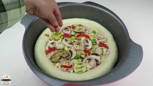 طرز تهیه پیتزا سبزیجات به سبک فست فودی ها