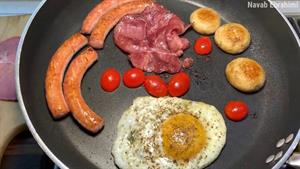 صبحانه انگلیسی و خوراک لوبیا 