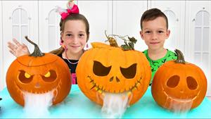 برنامه کودک / داستان های هالووین برای بچه ها با سوفیا و مکس