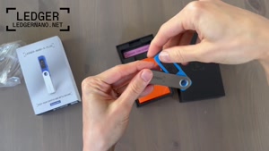 ویدیوی آنباکس لجر نانو اس پلاس 2023 رنگ آبی