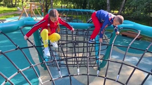 چالشی جدید برای سوفیا و مکس در پارک تفریحی بچه ها