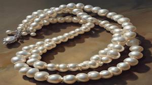 آهنگ عاشقانه مروارید دور گردنت