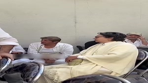 لحظه روی برگرداندن کتایون ریاحی از سعید پورصمیمی در مراسم ..