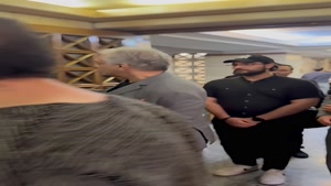 صحنه  زیبای بوسیدن دست ناصر ممدوح توسط ایرج نوذری