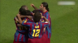 به یادماندنی، گل بی‌نظیر رونالدینیو به رئال مادرید (2005)