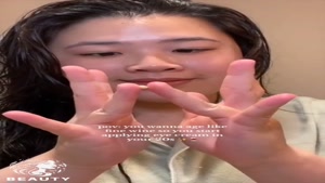 طرز استفاده کرم دور چشم بیوتی آف جوسان