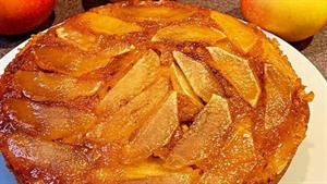 شیرینی پزی با آنا - طرز تهیه کیک سیب کاراملی