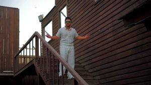 موزیک ویدیو آهنگ باریک و بلند - هادی برهان 