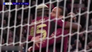 هت‌تریک ویکتور اوسیمین برای گالاتاسرای مقابل آژاکس