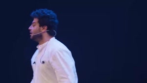 اجرای روزبه حصاری در کارناوال قسمت هفدهم