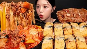 اسمر فود _ چالش خوردن سوشی میگو و تخم مرغ