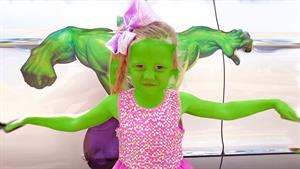 ناستیا و استیسی / داستان‌های خنده‌دار درباره اسباب‌بازی‌ها