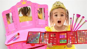 ماجراهای آلیس _ آلیس آرایش میکند