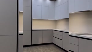 کابینت هایگلاس مات با دستگیره مخفی واقع در پردیس 