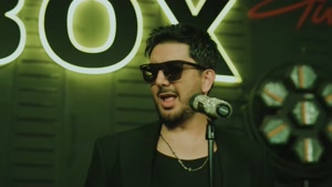 دانلود ویدیو اجرای زنده فرزاد فرزین روز و شب - تهران سانگ