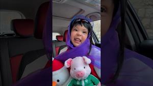 کلیپ طنز ثدیقه _ کادوی جنجالی با ثدیقه