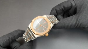 ساعت مردانه اودمار پیگه لوکس آویز