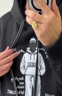 ست هودی و شلوار AMIRI: استایلی مدرن و خاص برای شما