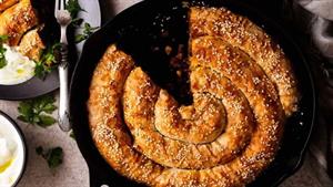 زندگی روستایی / طرز تهیه پیروگ گوشت