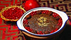 ننه سرما شب یلدا / آموزش گل آرایی با کدو و آش انار