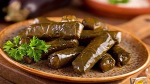 زندگی روستایی / طرز تهیه دلمه برگ مو