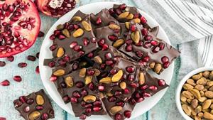 ننه سرما شب یلدا / طرز تهیه شکلات یلدایی و حمص صورتی